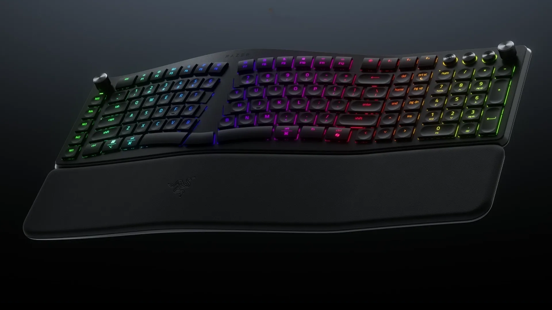 Razer lansează prima tastatură ergonomică Pro Type Ergo